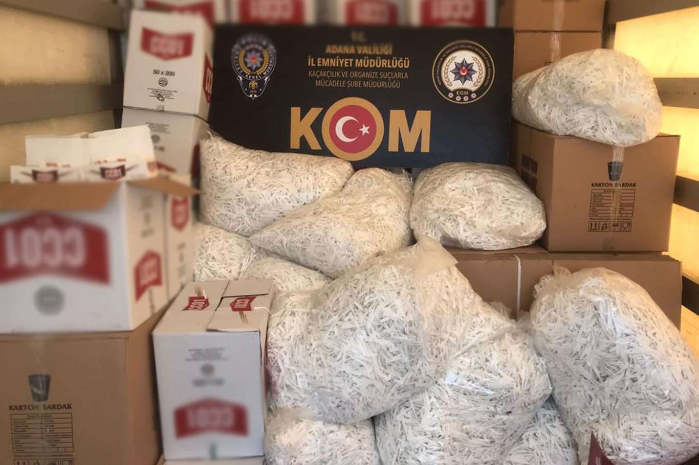 Adana’da 20 milyon 460 bin makaron ele geçirildi Adana’da 20 milyon 460 bin makaron ele geçirildi